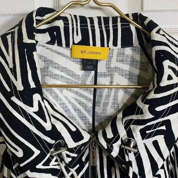 St. John mid sleeve zip down jacket Sz 4 - Picture 2 of 6